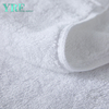 Butikové hotelové ručníky ze 100% bavlny v super bílé barvě s vyšívaným logem