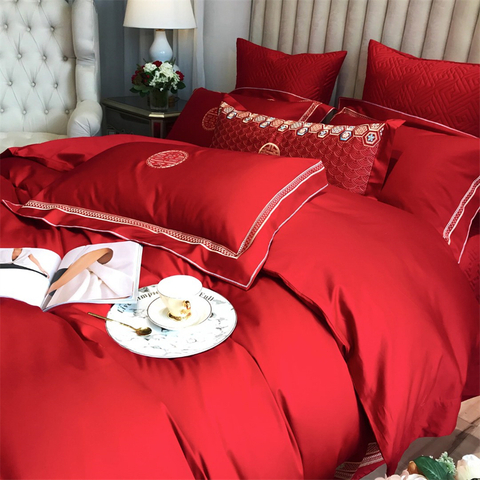 Levný 4-5hvězdičkový hotel Červený bavlněný povlak na přikrývku z 80. let