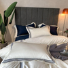 Apartmán moderní styl vyšívané hotelové povlečení bavlna bílá na manželskou postel